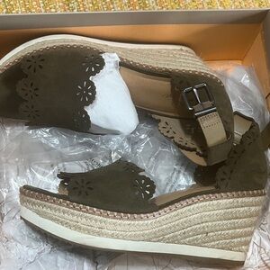 Crown Vintage Khaki Wedge Sandals